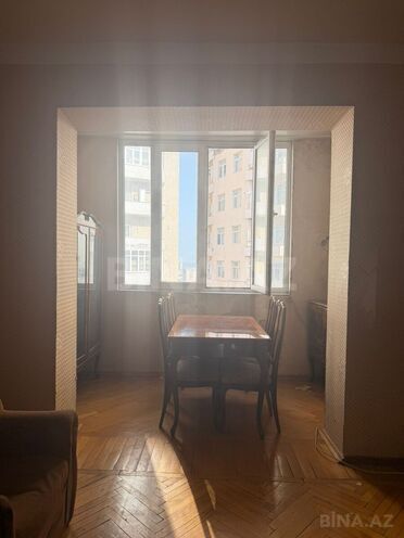 Satılır 2 otaqlı köhnə tikili 50 m², Nizami m., photo 6 from 14