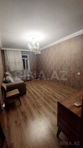 Satılır 3 otaqlı köhnə tikili 80 m², Qaraçuxur q., photo 1 from 12
