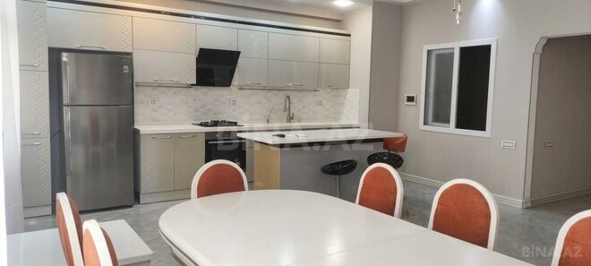 Сдаётся 4-комн. новостройка 130 м², м. 28 мая, photo 1 from 9