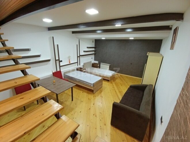 İcarəyə verilir 3 otaqlı köhnə tikili 90 m², Sahil m., photo 8 from 13