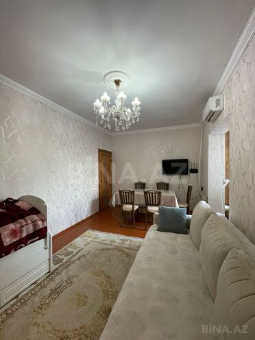 Satılır 2 otaqlı köhnə tikili 50 m², Xalqlar Dostluğu m., photo 1 from 14