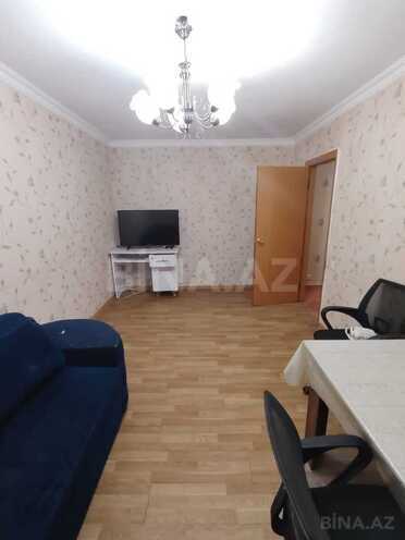 Продаётся 2-комн. вторичка 65 м², м. Нефтчиляр, photo 4 from 12