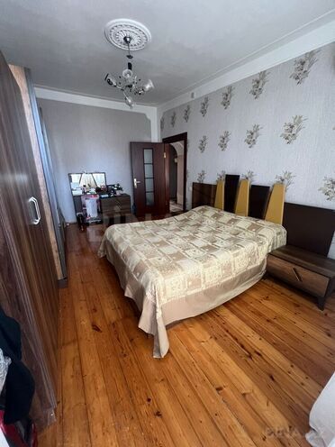 Продаётся 3-комн. вторичка 68 м², Хатаинский р., photo 10 from 23
