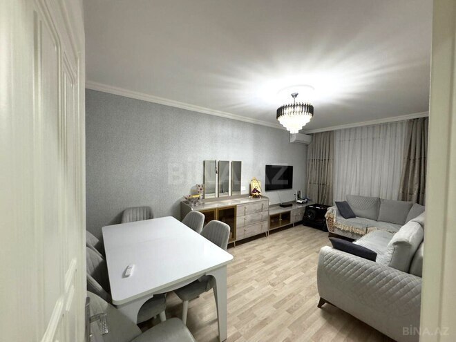 Продаётся 3-комн. вторичка 65 м², м. Ази Асланов, photo 1 from 15
