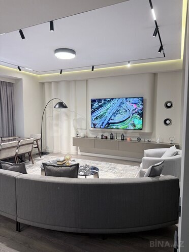 Satılır 3 otaqlı yeni tikili 131 m², Ağ şəhər q., photo 1 from 18
