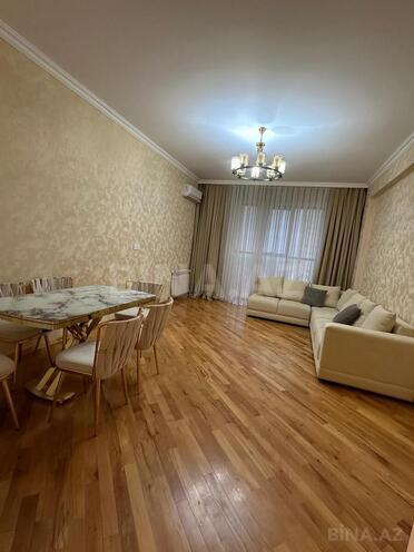 Продаётся 2-комн. новостройка 85 м², м. Кара Караев, photo 4 from 12