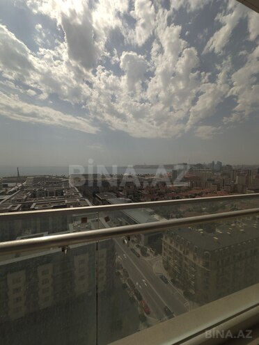 Продаётся 4-комн. новостройка 224 м², Хатаинский р., photo 1 from 16