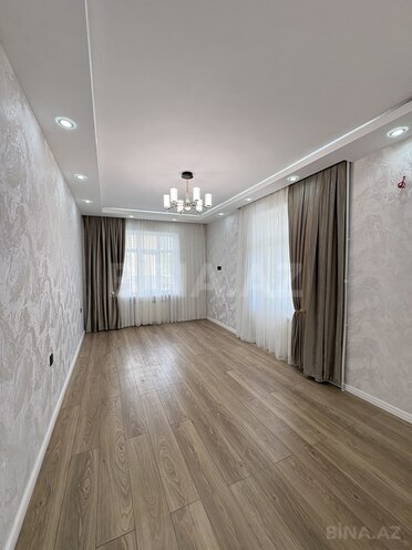 Продаётся 2-комн. вторичка 64 м², м. Ази Асланов, photo 1 from 12