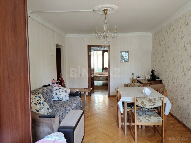 Продаётся 2-комн. вторичка 60 м², м. Низами, photo 3 from 10