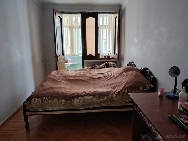 Продаётся 2-комн. вторичка 60 м², м. Низами, photo 4 from 10