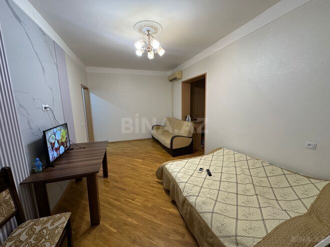 Продаётся 2-комн. вторичка 45 м², м. Халглар Достлугу, photo 6 from 14