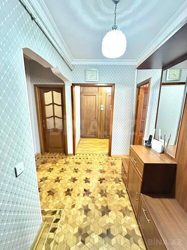 Satılır 3 otaqlı köhnə tikili 90 m², 9-cu mikrorayon q., photo 8 from 11