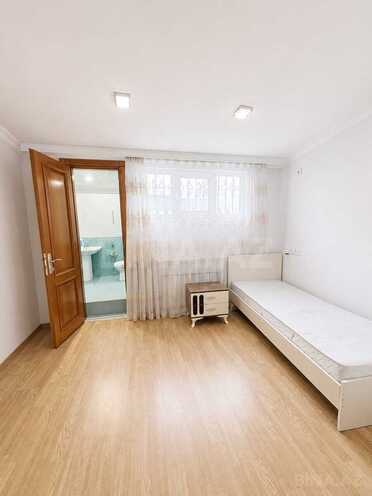 Сдаётся 3-комн. вторичка 80 м², м. Низами, photo 8 from 15