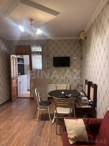 Satılır 2 otaqlı köhnə tikili 45 m², Memar Əcəmi m., photo 4 from 11