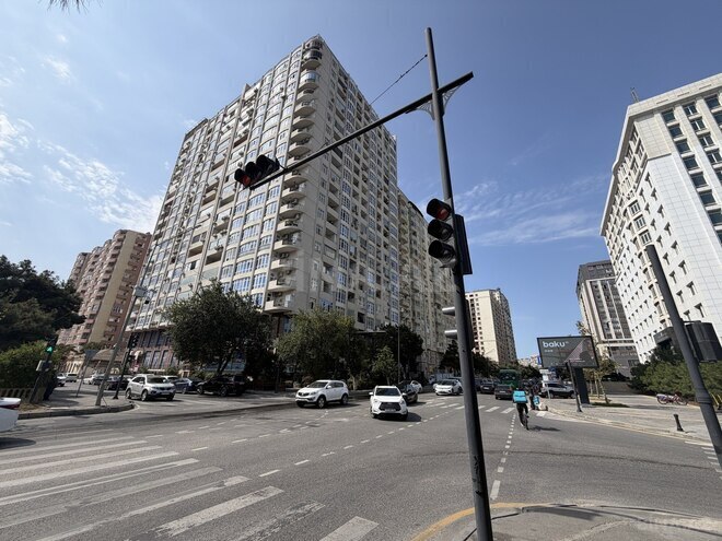 Satılır 3 otaqlı yeni tikili 114 m², Şah İsmayıl Xətai m., photo 1 from 6