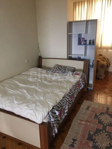 İcarəyə verilir 2 otaqlı köhnə tikili 75 m², Sahil m., photo 12 from 15