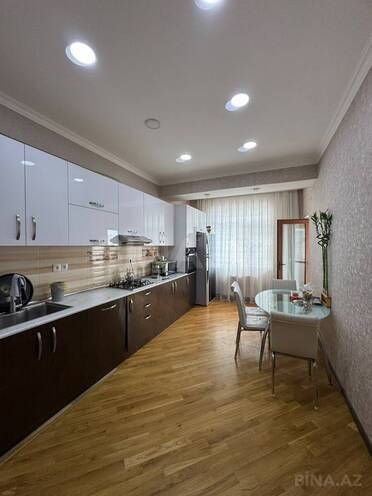 İcarəyə verilir 3 otaqlı yeni tikili 125 m², İnşaatçılar m., photo 6 from 9