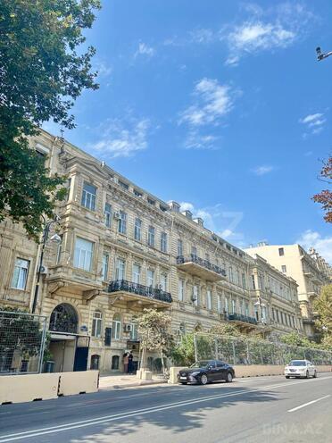 Продаётся 3-комн. вторичка 130.7 м², м. Ичеришехер, photo 20 from 21