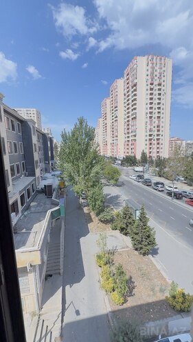Продаётся 2-комн. вторичка 50 м², м. Элмляр Академиясы, photo 1 from 6