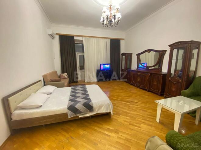 Сдаётся 3-комн. вторичка 110 м², м. Сахил, photo 10 from 16