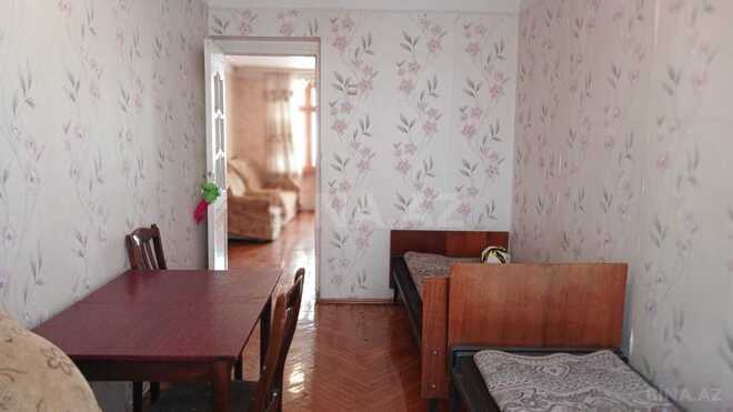 Продаётся 2-комн. вторичка 60 м², м. Иншаатчылар, photo 1 from 16