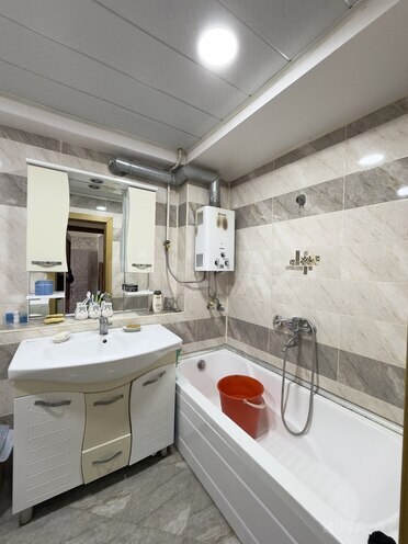 İcarəyə verilir 3 otaqlı köhnə tikili 100 m², 28 May m., photo 18 from 20