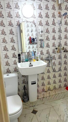 Satılır 2 otaqlı köhnə tikili 65.5 m², İnşaatçılar m., photo 17 from 21