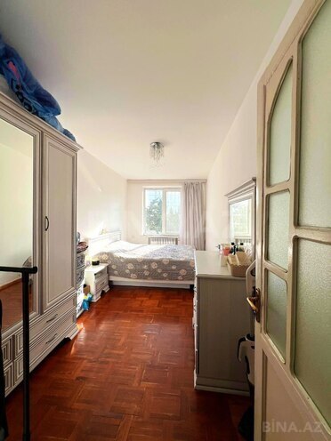 Satılır 2 otaqlı köhnə tikili 65.5 m², İnşaatçılar m., photo 7 from 21