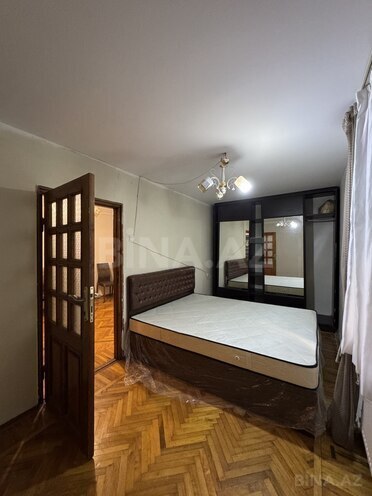 Продаётся 3-комн. вторичка 65 м², м. Элмляр Академиясы, photo 1 from 16