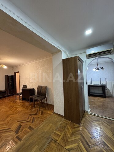Продаётся 3-комн. вторичка 65 м², м. Элмляр Академиясы, photo 8 from 16
