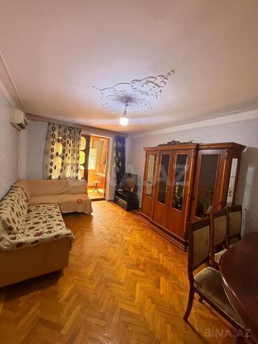 Сдаётся 3-комн. вторичка 70 м², м. Кара Караев, photo 3 from 10