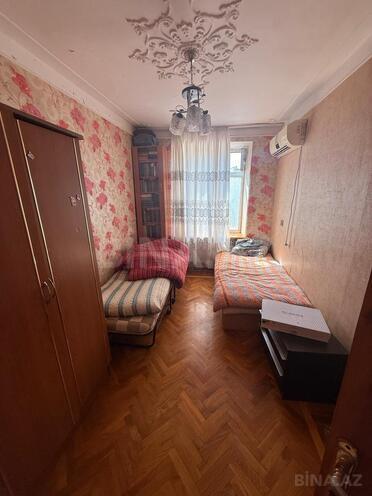 Сдаётся 3-комн. вторичка 70 м², м. Кара Караев, photo 4 from 10