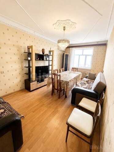Продаётся 3-комн. вторичка 90 м², м. Ази Асланов, photo 1 from 16