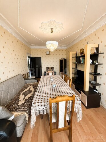 Продаётся 3-комн. вторичка 90 м², м. Ази Асланов, photo 3 from 16