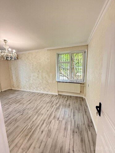 Satılır 3 otaqlı köhnə tikili 65 m², Nəriman Nərimanov m., photo 3 from 13