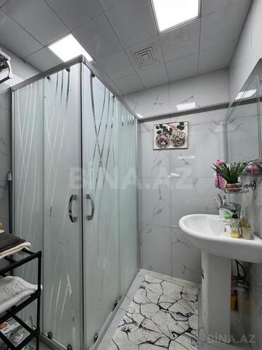 Satılır 3 otaqlı köhnə tikili 100 m², İnşaatçılar m., photo 17 from 18