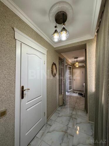Satılır 3 otaqlı köhnə tikili 100 m², İnşaatçılar m., photo 14 from 18