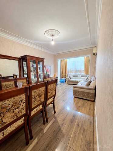Satılır 3 otaqlı köhnə tikili 85 m², Memar Əcəmi m., photo 1 from 9