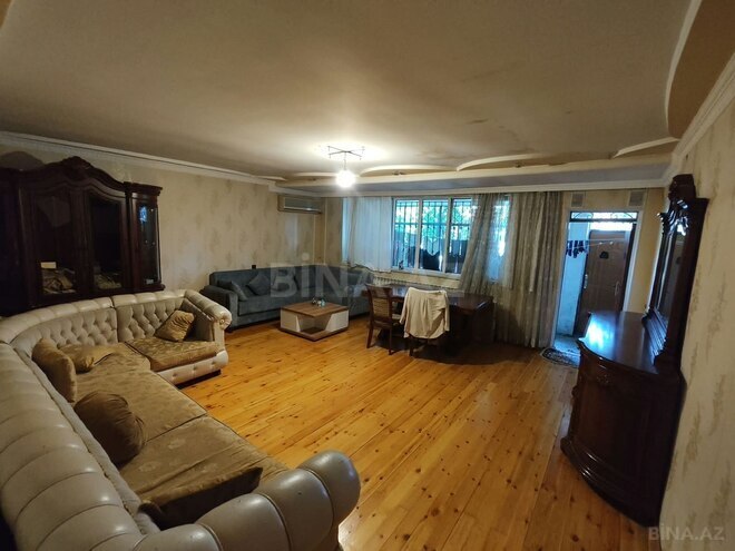 Продаётся 4-комн. вторичка 126 м², м. Насими, photo 1 from 11