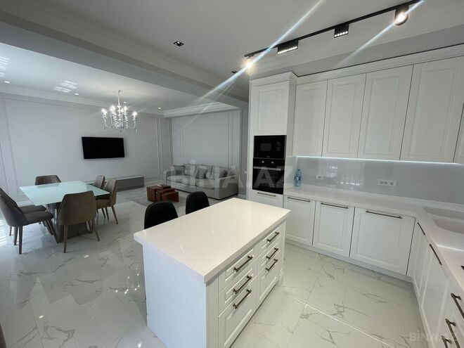 Сдаётся 3-комн. новостройка 135 м², м. Элмляр Академиясы, photo 19 from 26