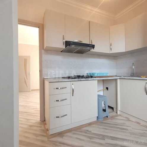 Satılır 2 otaqlı köhnə tikili 43 m², Xalqlar Dostluğu m., photo 18 from 24