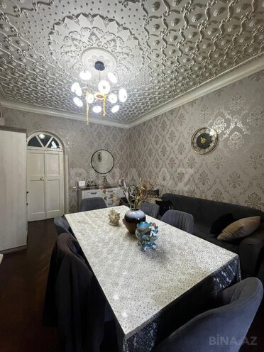 Продаётся 3-комн. вторичка 55 м², м. Кара Караев, photo 3 from 14