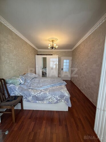 Продается 3-комн. вторичка 65 м², м. Ази Асланов, photo 4 from 10