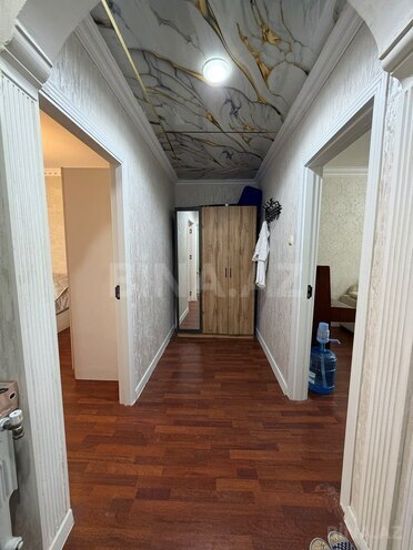 Продается 3-комн. вторичка 65 м², м. Ази Асланов, photo 9 from 10