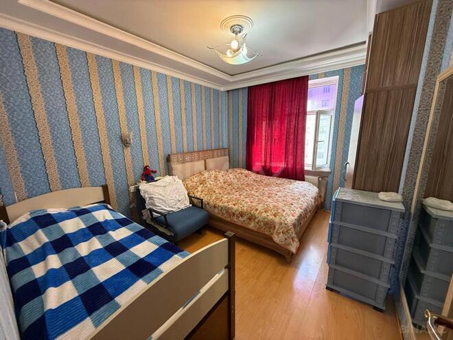 Продаётся 2-комн. вторичка 65 м², м. Ази Асланов, photo 10 from 16