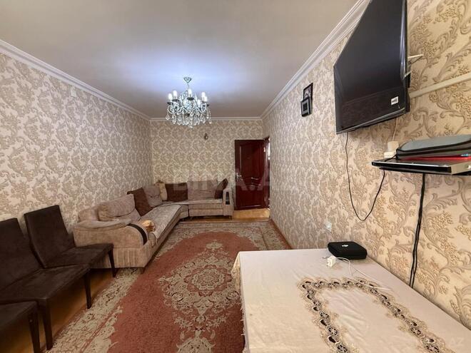 Продаётся 2-комн. вторичка 65 м², м. Ази Асланов, photo 6 from 16