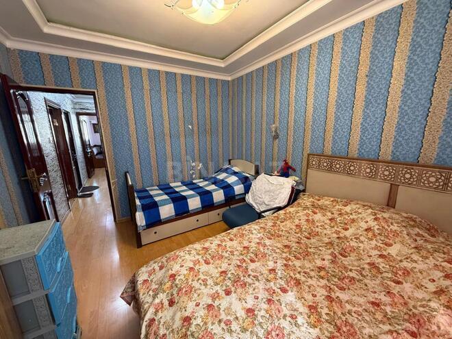 Продаётся 2-комн. вторичка 65 м², м. Ази Асланов, photo 11 from 16