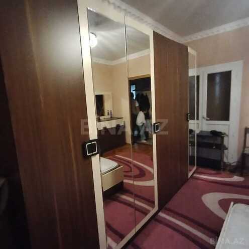 Satılır 2 otaqlı köhnə tikili 60 m², Qara Qarayev m., photo 9 from 16