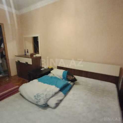 Satılır 2 otaqlı köhnə tikili 60 m², Qara Qarayev m., photo 5 from 16