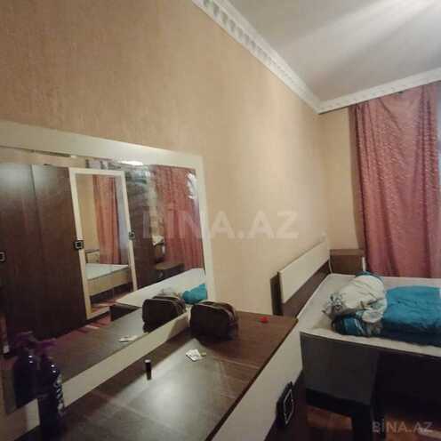 Satılır 2 otaqlı köhnə tikili 60 m², Qara Qarayev m., photo 7 from 16